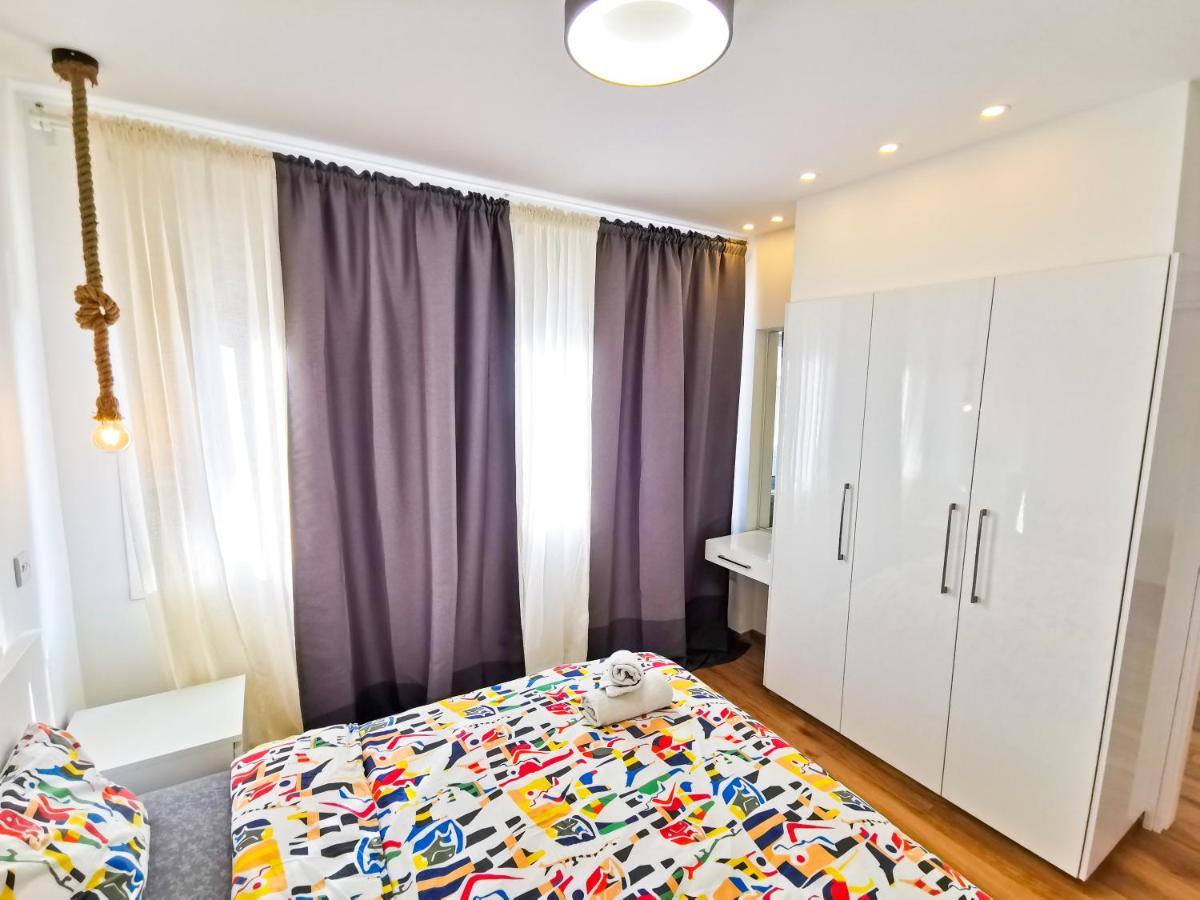 Citycenter Boutique Apartment Larnaca Bagian luar foto